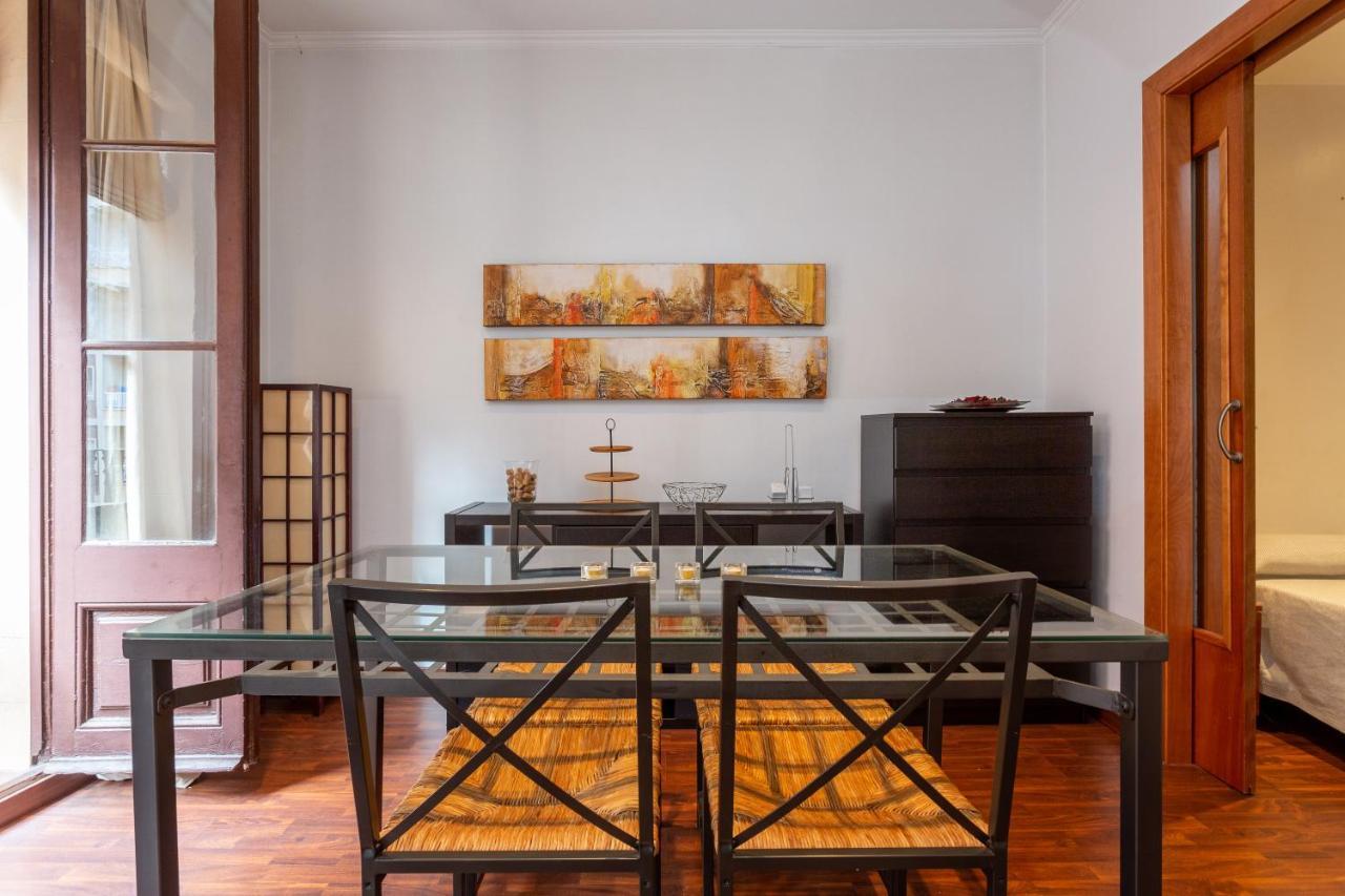 Aparteasy - Turo Park With Lovely Balcony برشلونة المظهر الخارجي الصورة