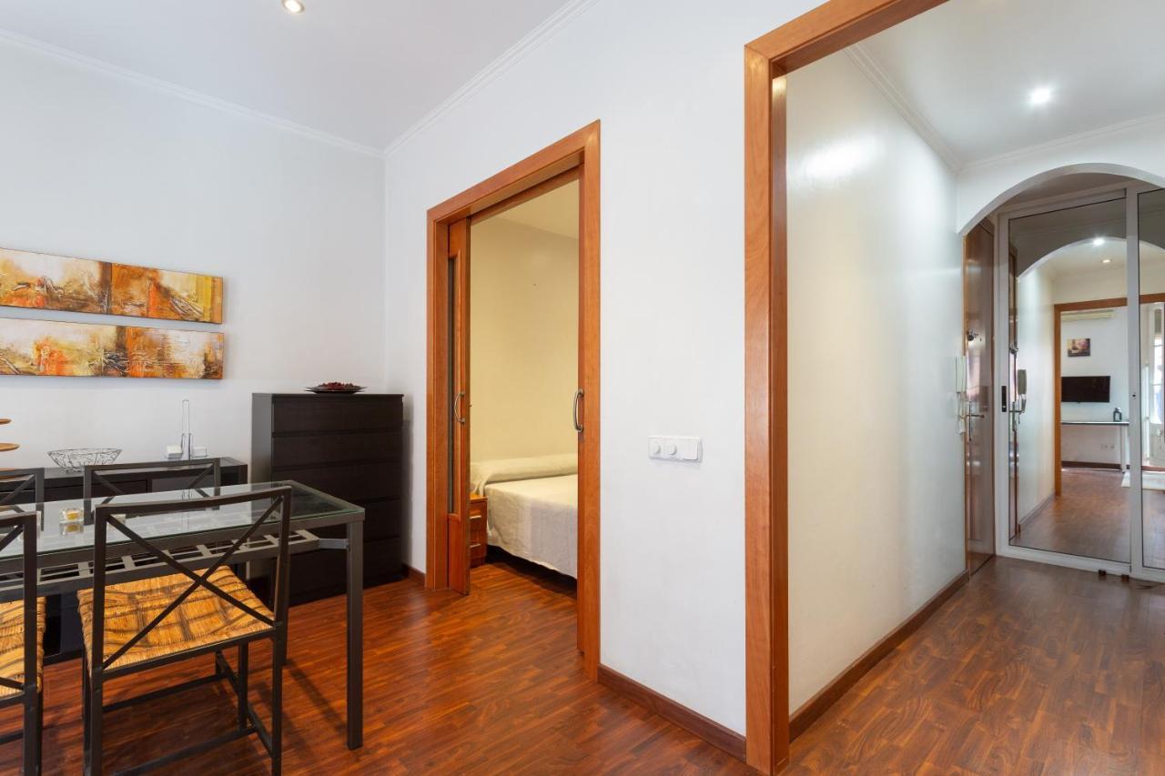 Aparteasy - Turo Park With Lovely Balcony برشلونة المظهر الخارجي الصورة