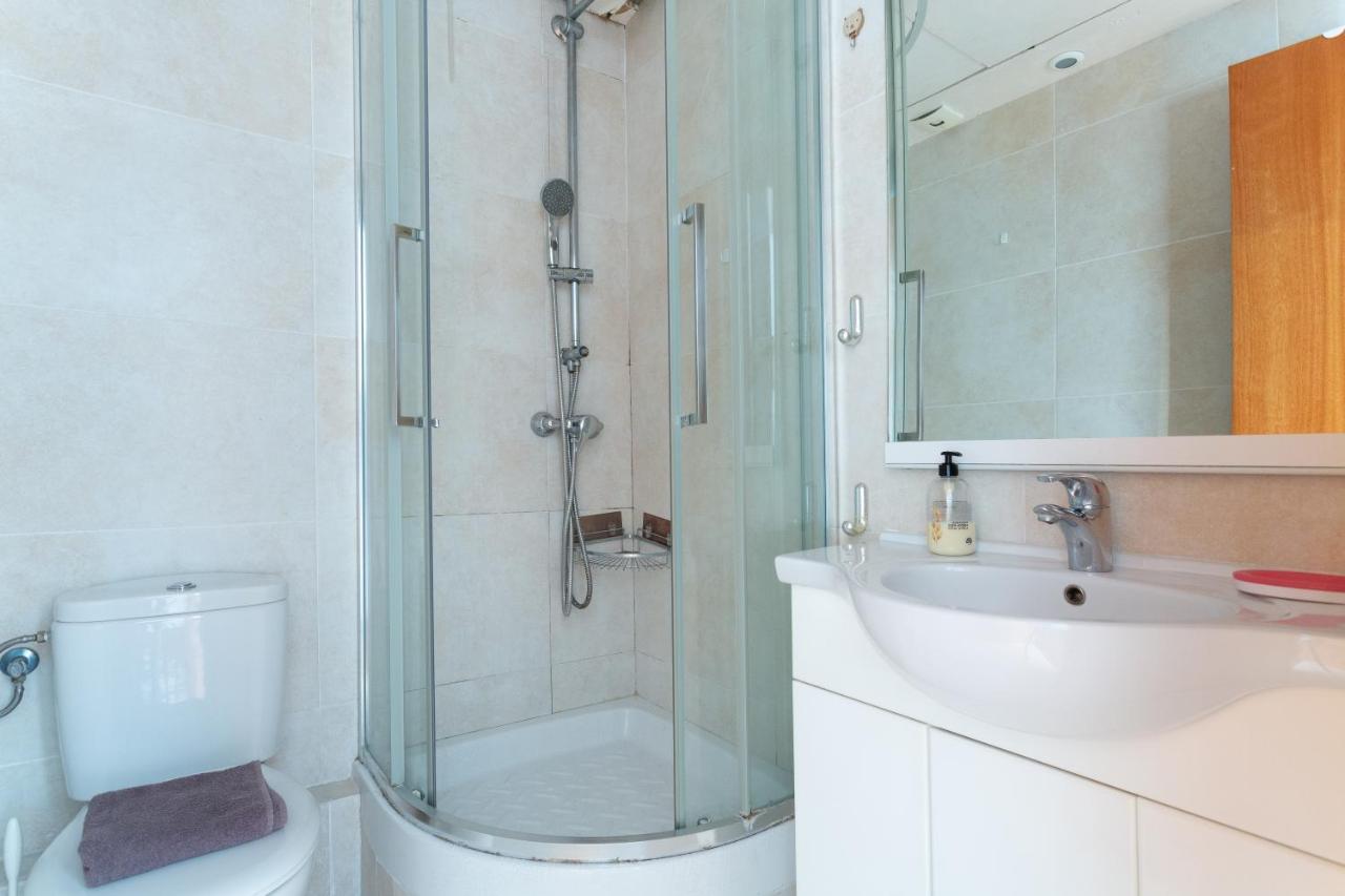 Aparteasy - Turo Park With Lovely Balcony برشلونة المظهر الخارجي الصورة